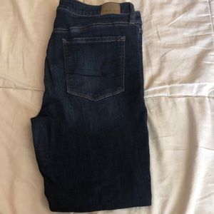 American Eagle high waisted jeans